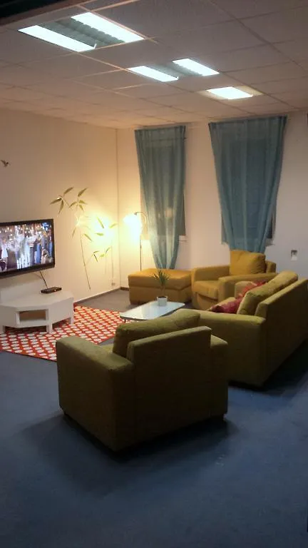 Hostel Erasmus House Pansiyon Varşova