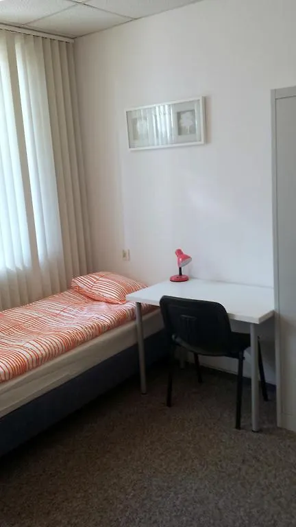 Hostel Erasmus House Pansiyon Varşova Polonya